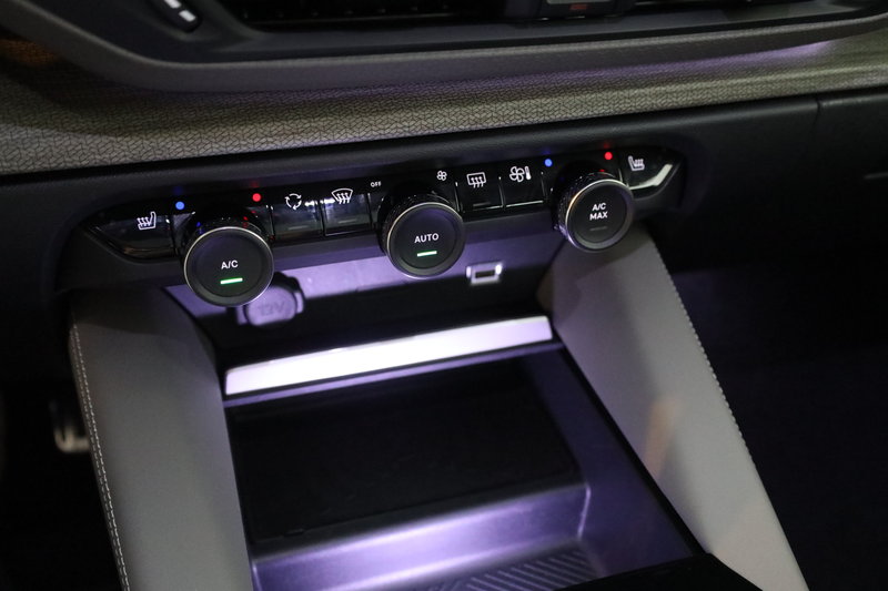 Citroen C5 X Plug-in Hybrid 225 Shine Android Auto | Apple Carp — photo 30