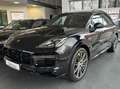 Porsche Cayenne Turbo S E-Hybrid Sport Design Paket Schwarz - thumbnail 1