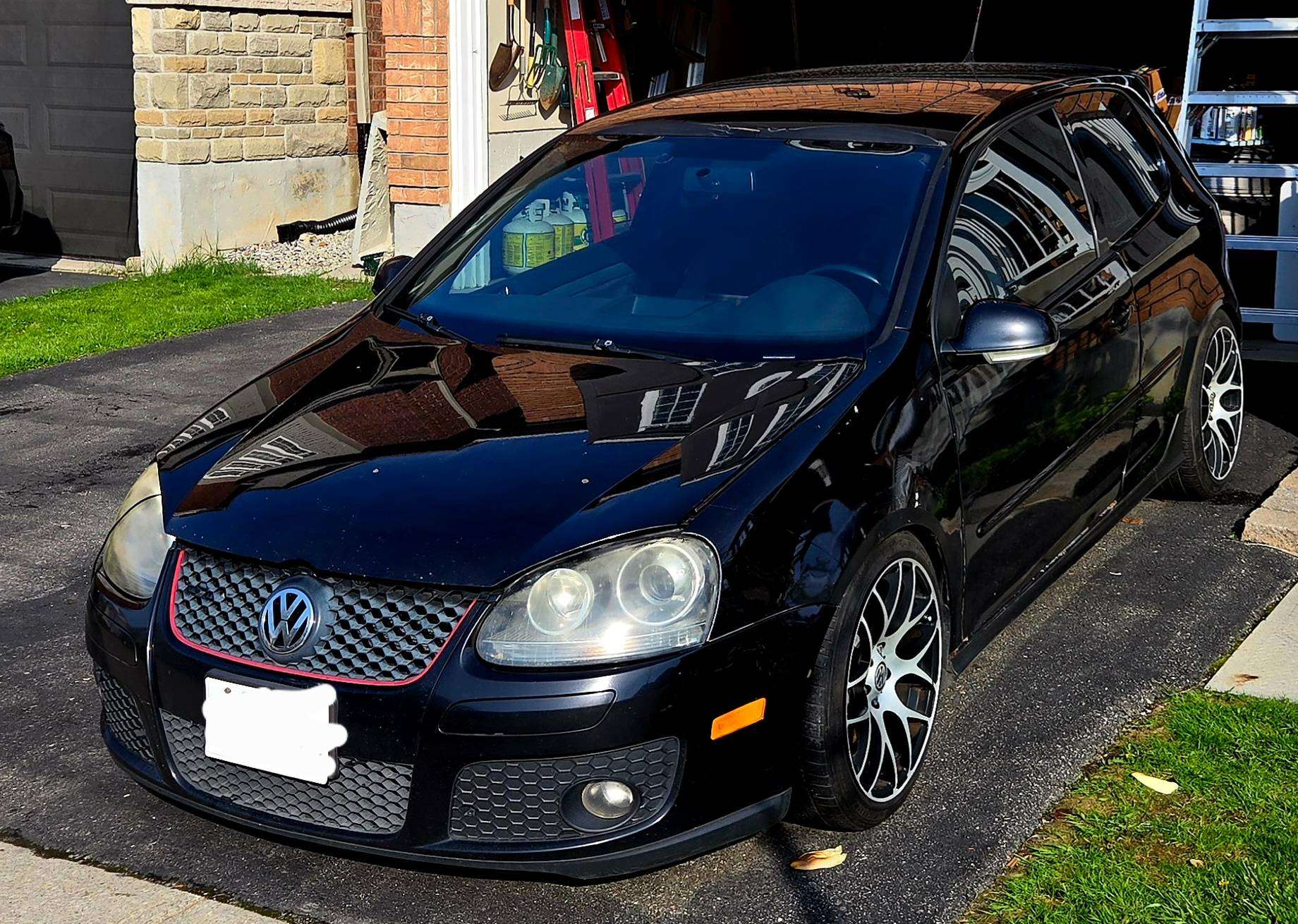 2009 Volkswagen Golf GTI GTI alt 2