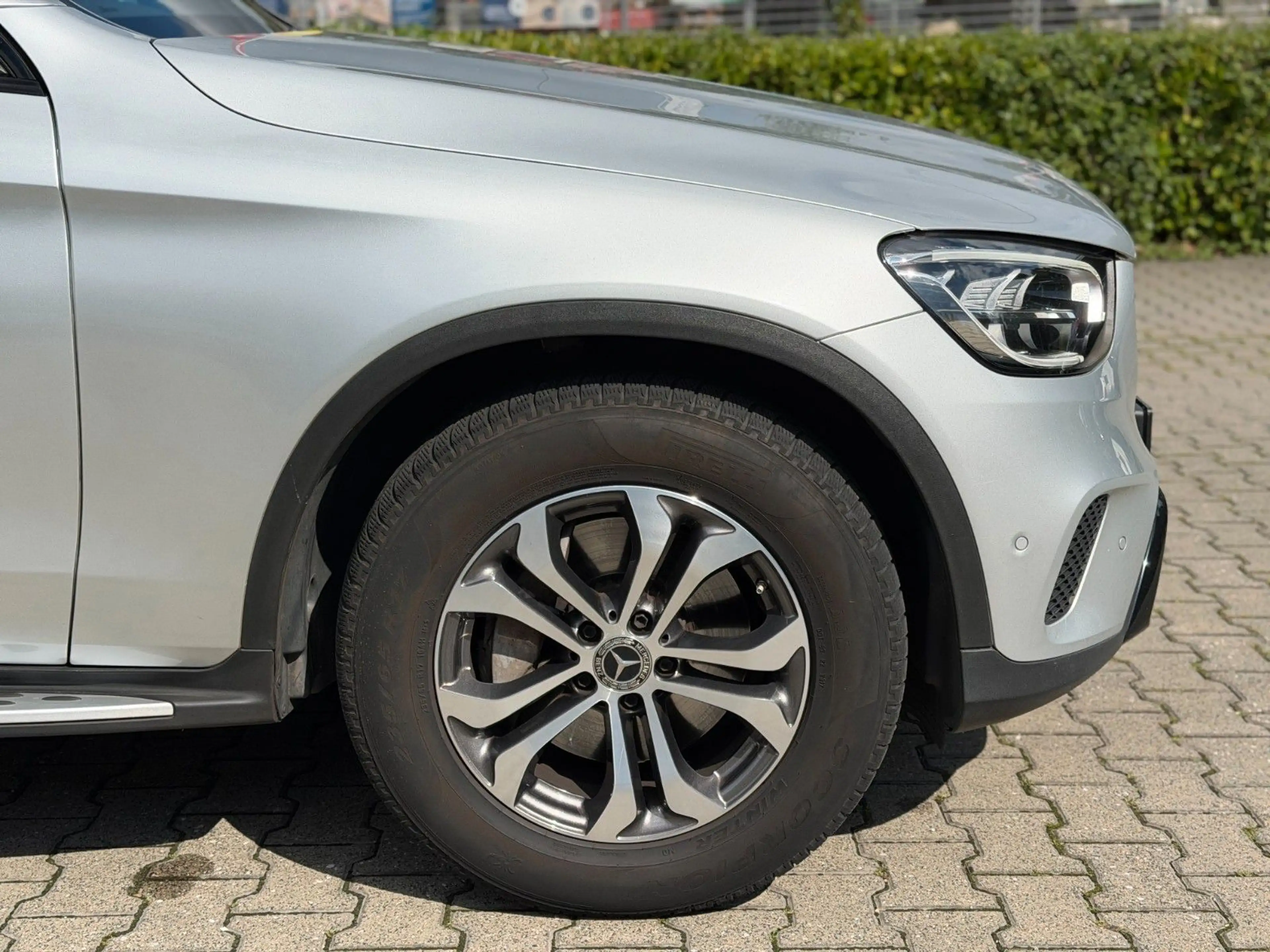 Mercedes-Benz GLC 220 d 4Matic Garantie*Night*Kamera*Business — photo 9
