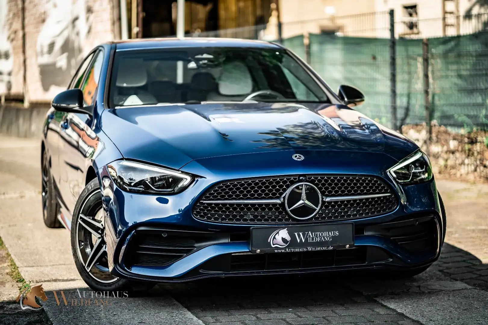 Mercedes-Benz C 200 Lim. 4Matic AMG/LED/LEDER/AMBIENTE/NIGHT Blauw - 2