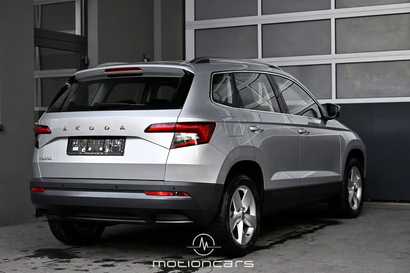Skoda Karoq 2.0 TDI Ambition Pickerl NEU Argintiu - 2