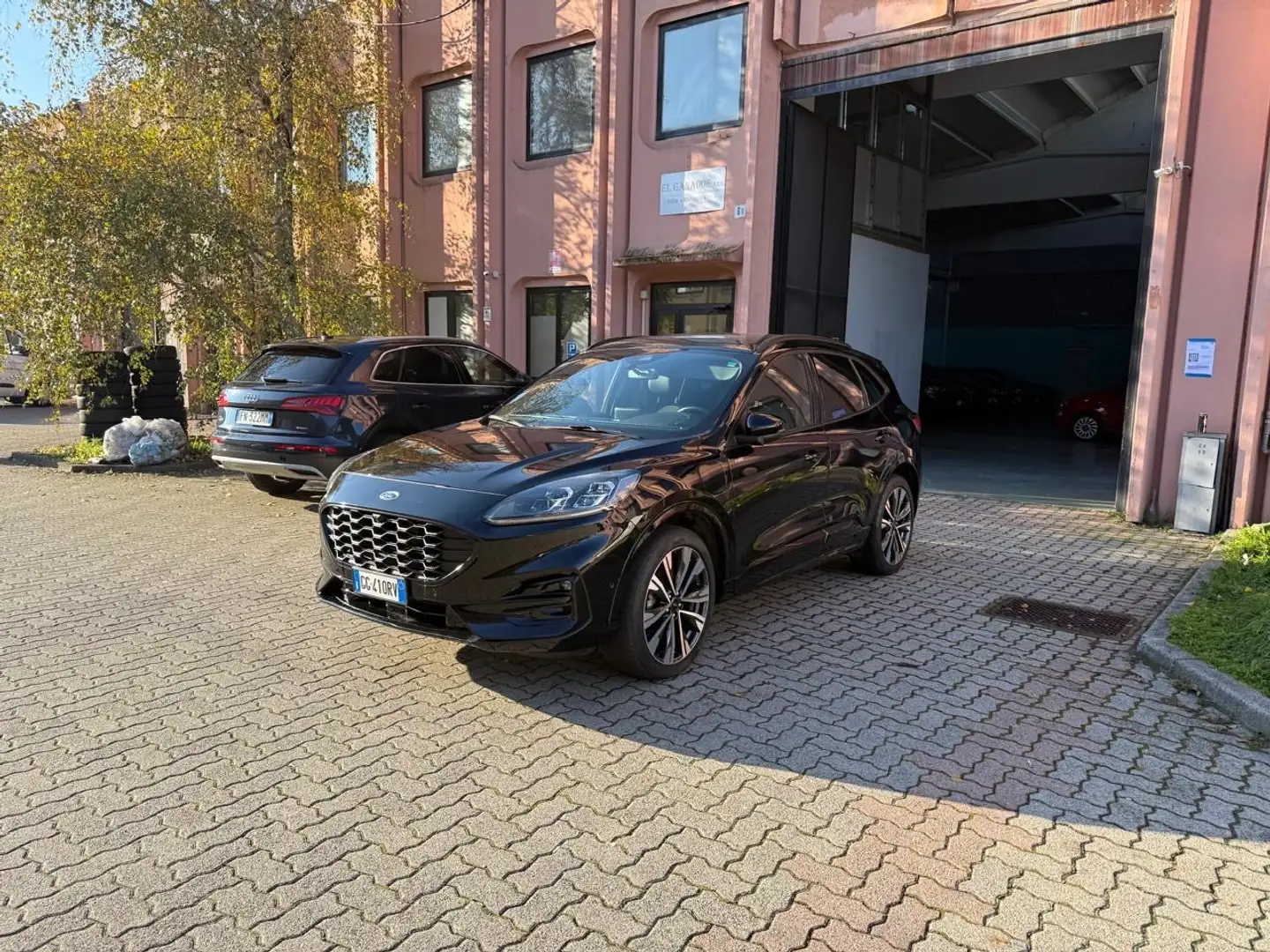 Ford Kuga Kuga III 2.5 phev ST-Line X 2wd 225cv cvt Nero - 1