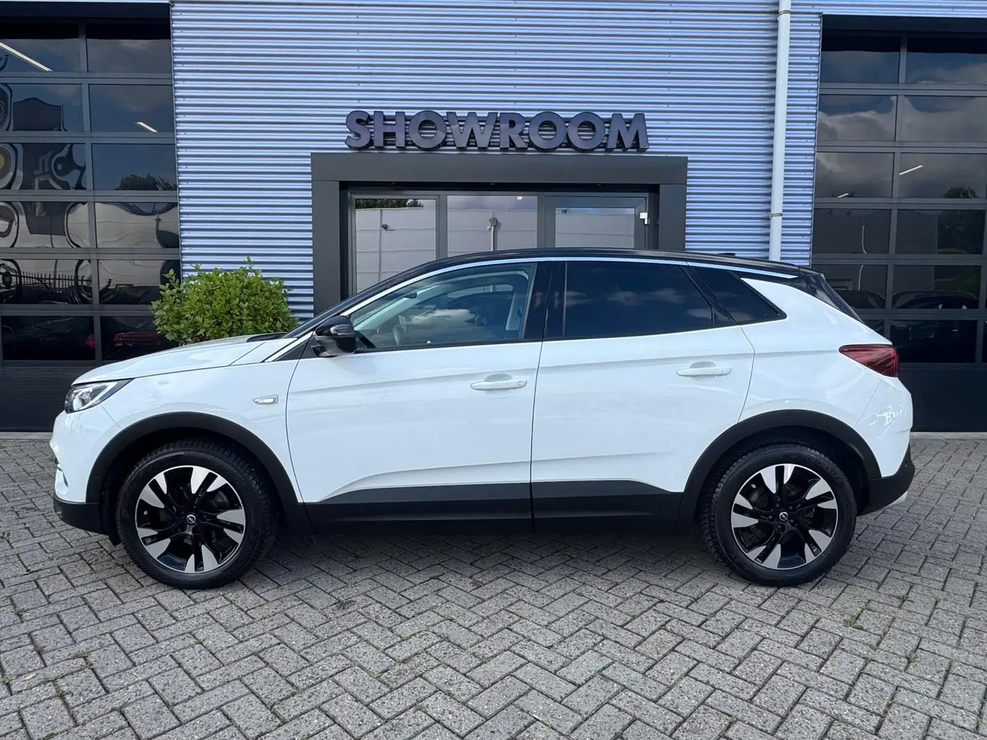 Opel Grandland X 1.6 Turbo Elegance|181PK|Automaat|Airco|Leder|Appl Wit - 2