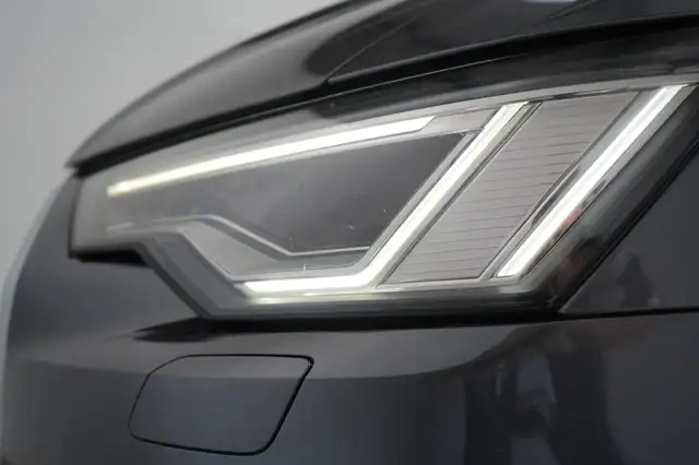 Audi A6 view 15