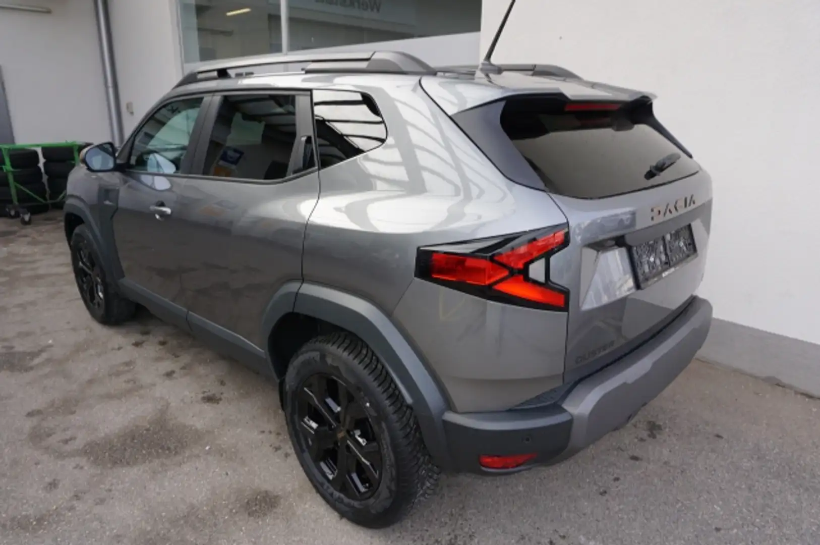 Dacia Duster DUSTER Extreme TCe  130 4x4 Grau - 2