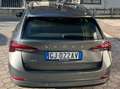 Skoda Octavia Octavia Wagon 2.0 tdi evo Executive 115cv dsg Gris - thumbnail 2