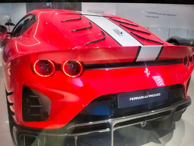 Ferrari 812 812 Competizione 6.5