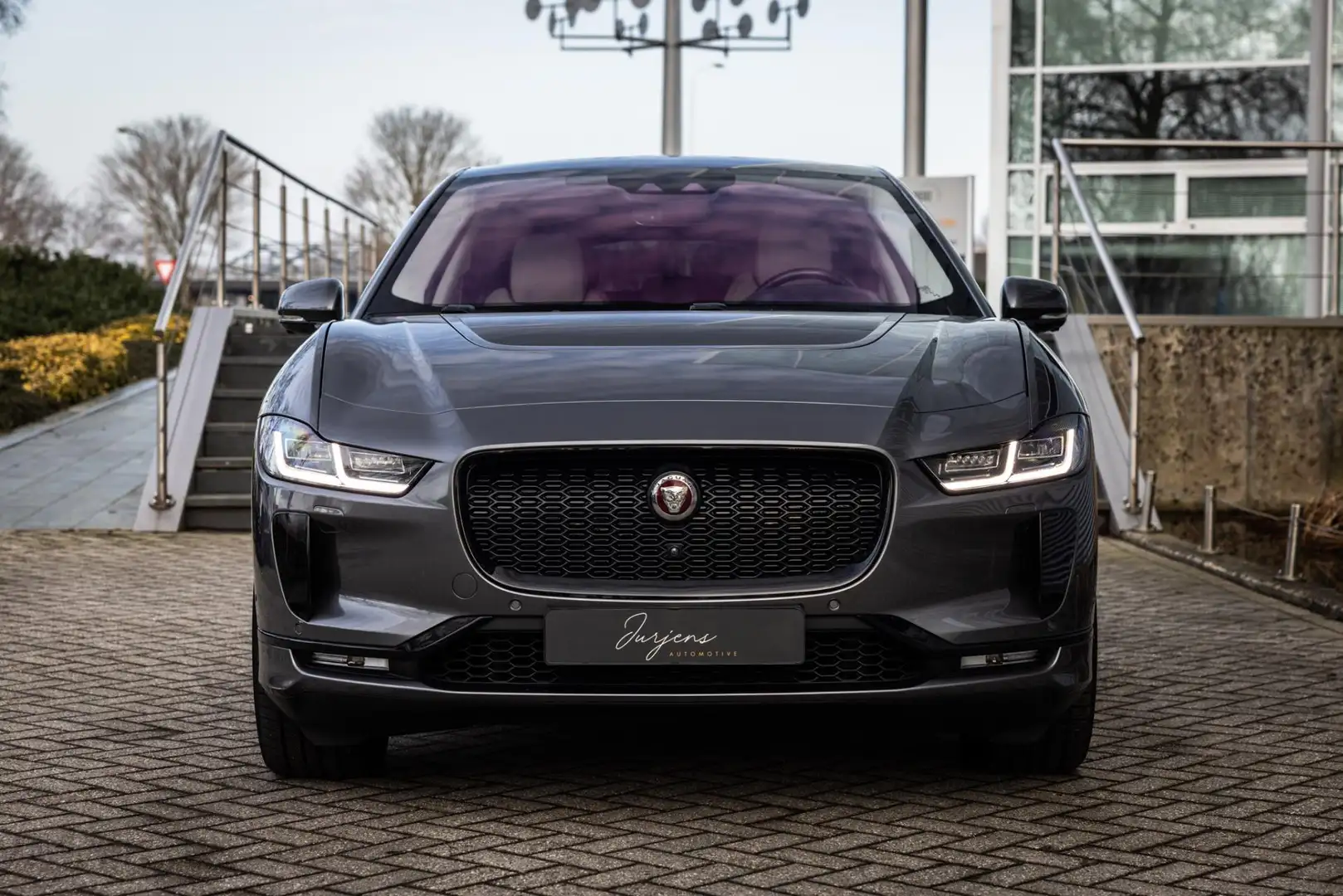 Jaguar I-Pace EV400 HSE 90 kWh (400pk) MERIDIAN PANO LED MATRIX Gris - 2