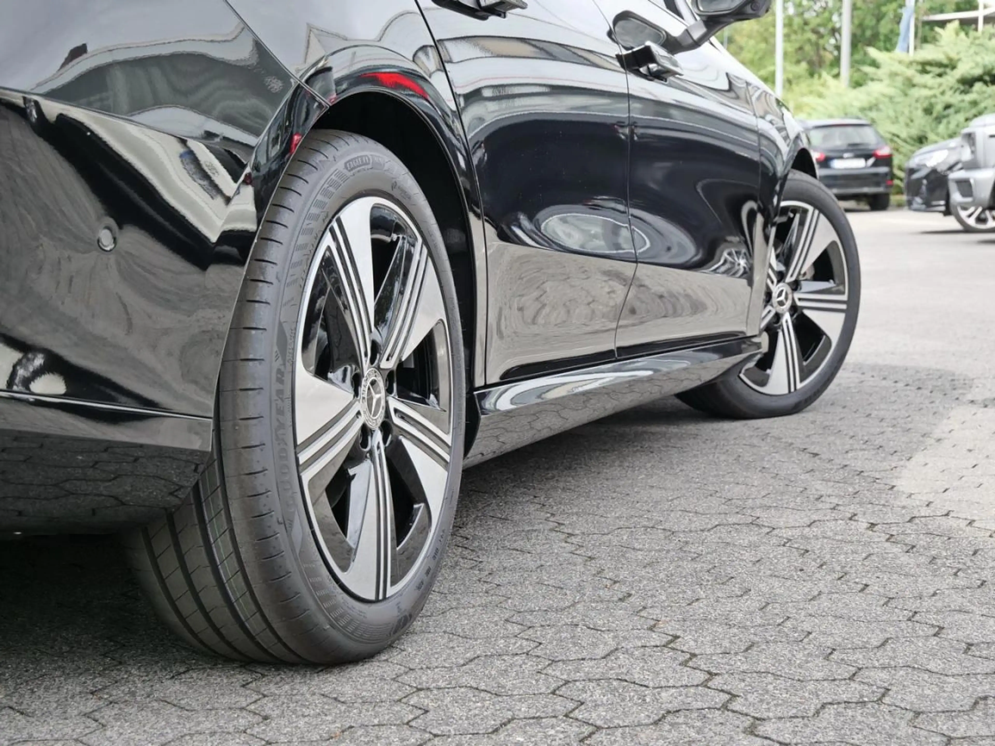 Mercedes-Benz CLA 180 Progressive Panorama — photo 5