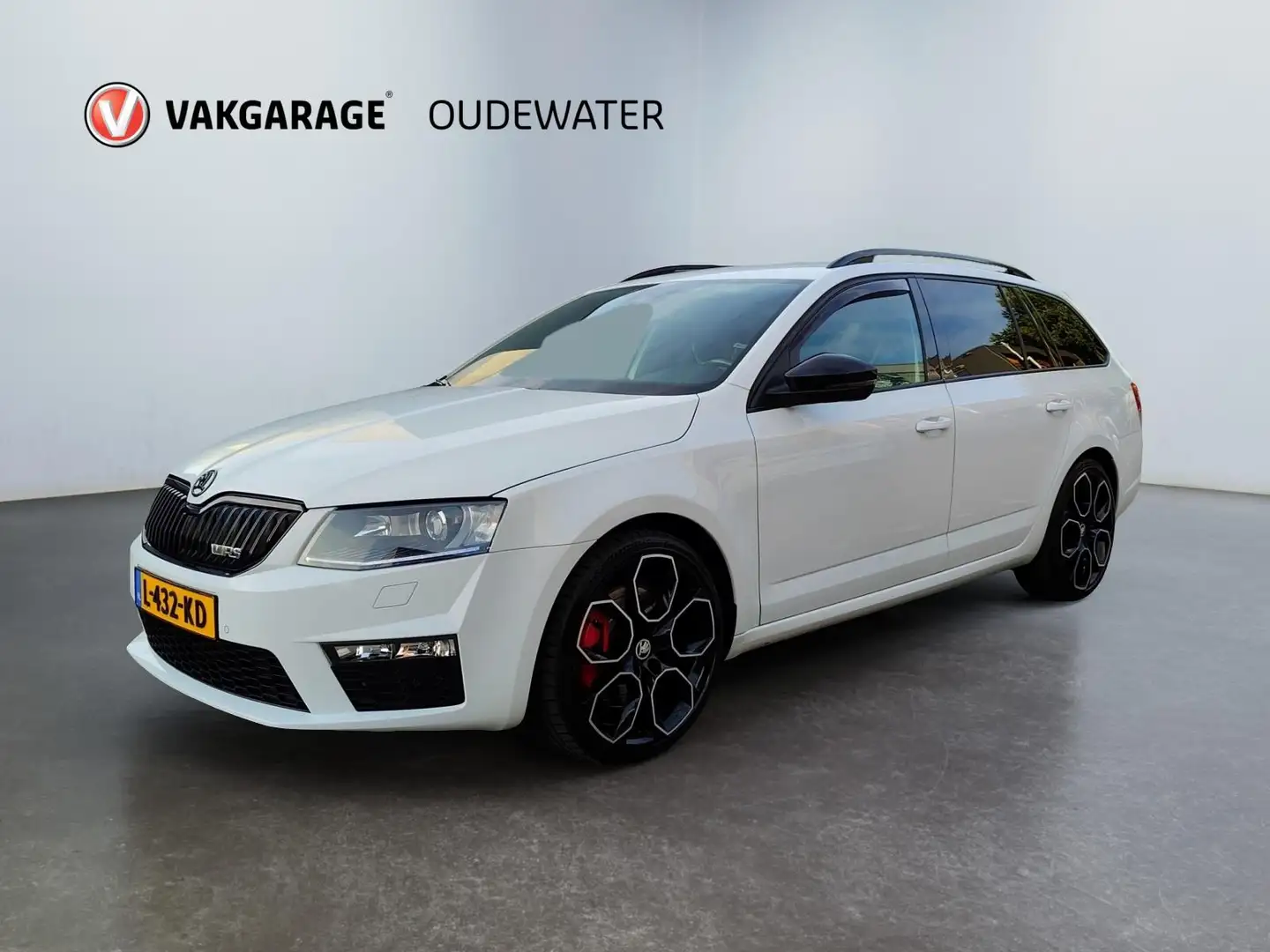 Skoda Octavia Combi 2.0 TSI RS + * Leder * Carplay * Wit - 1