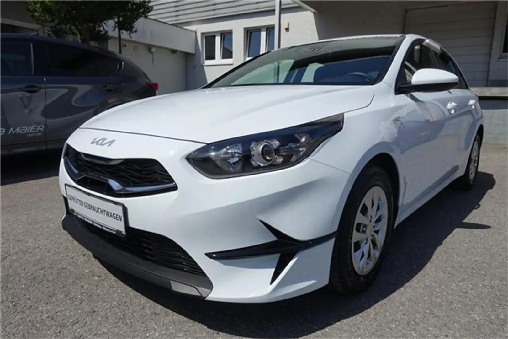 Kia Ceed / cee'd ceed 1,0 T-GDI GPF Titan Weiß - 1