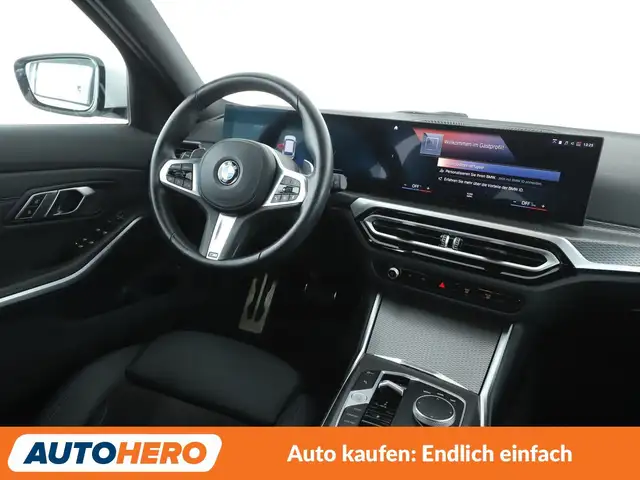 BMW 3 Series view 13