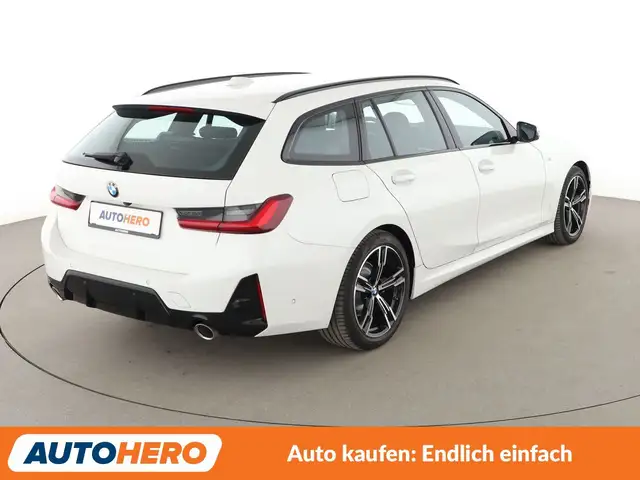 BMW 3 Series view 6