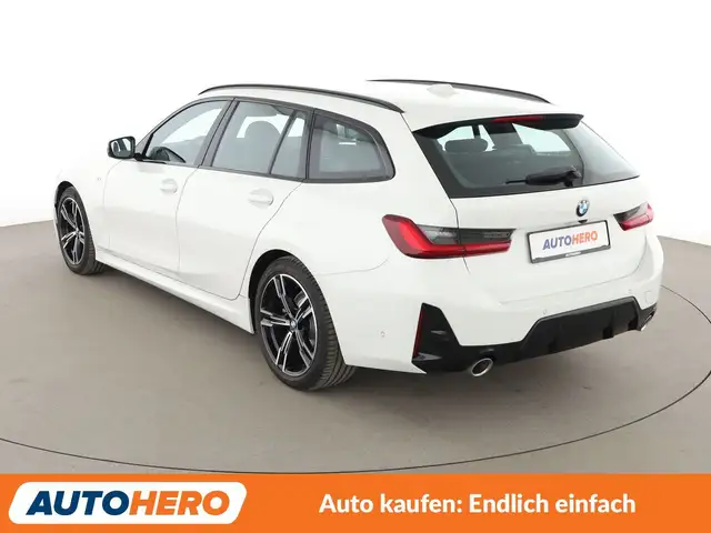 BMW 3 Series view 4