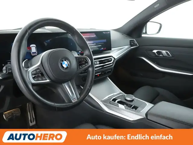 BMW 3 Series view 11
