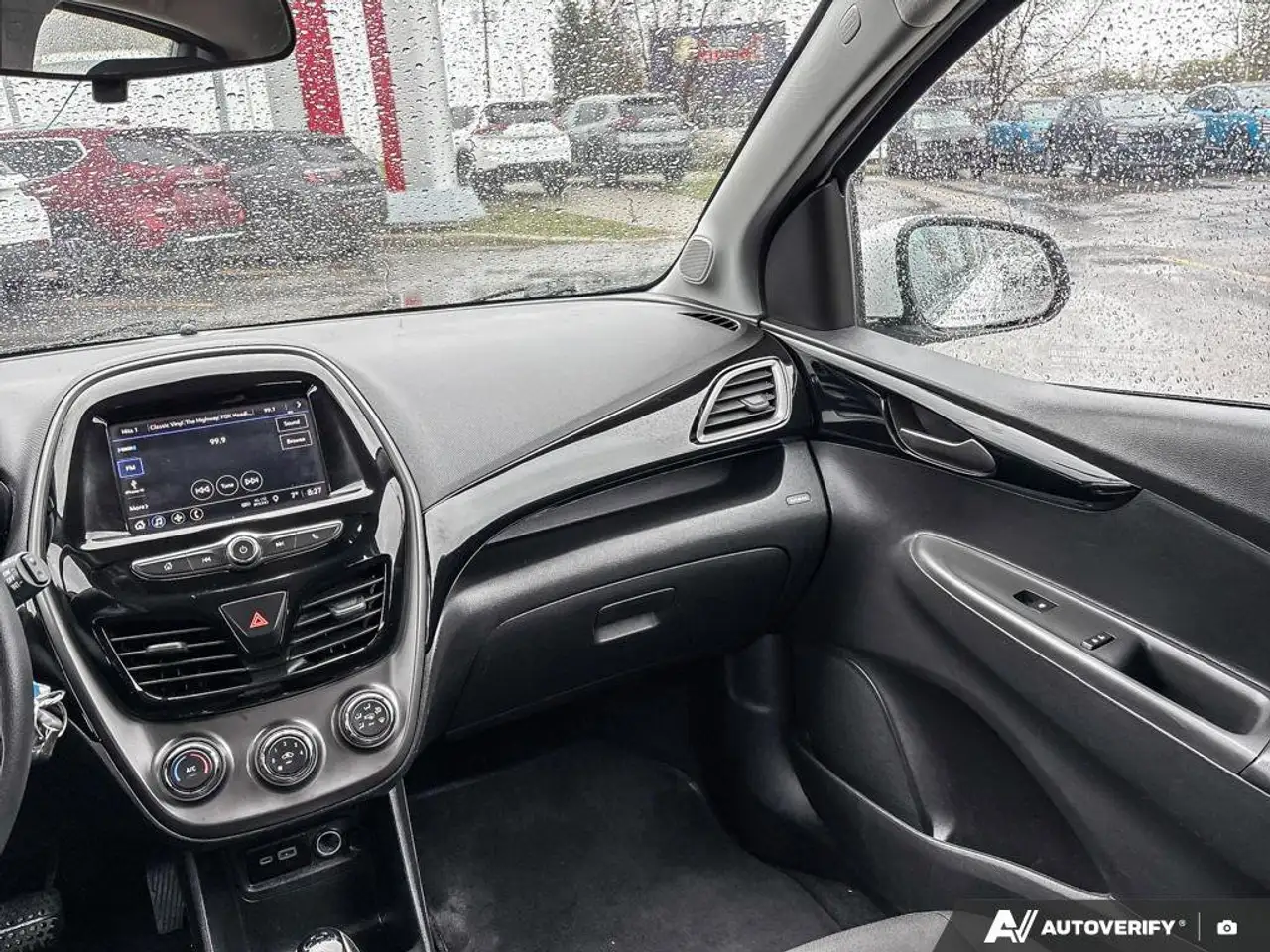 Chevrolet Spark снимка Chevrolet Spark