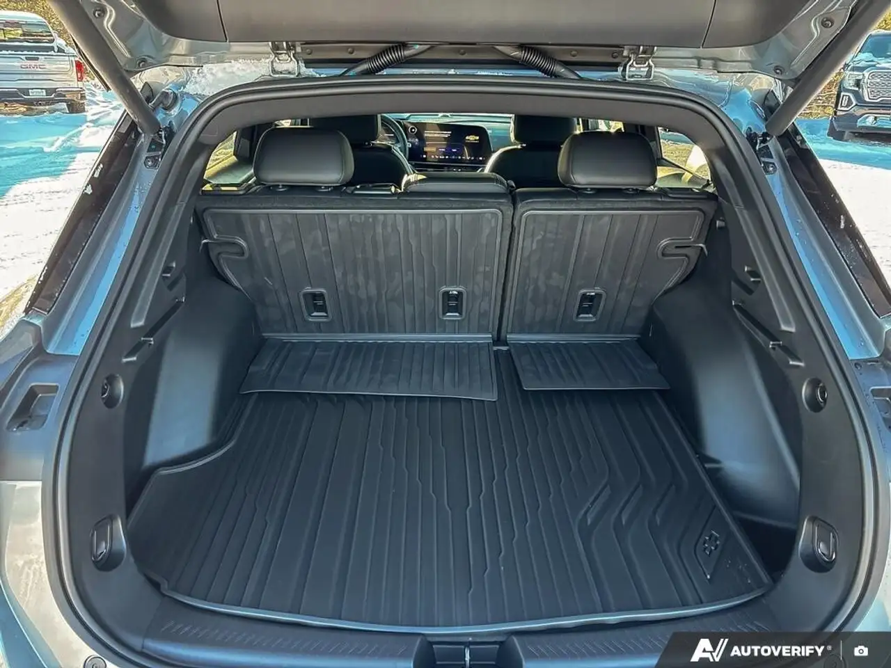 Chevrolet Equinox снимка Chevrolet Equinox