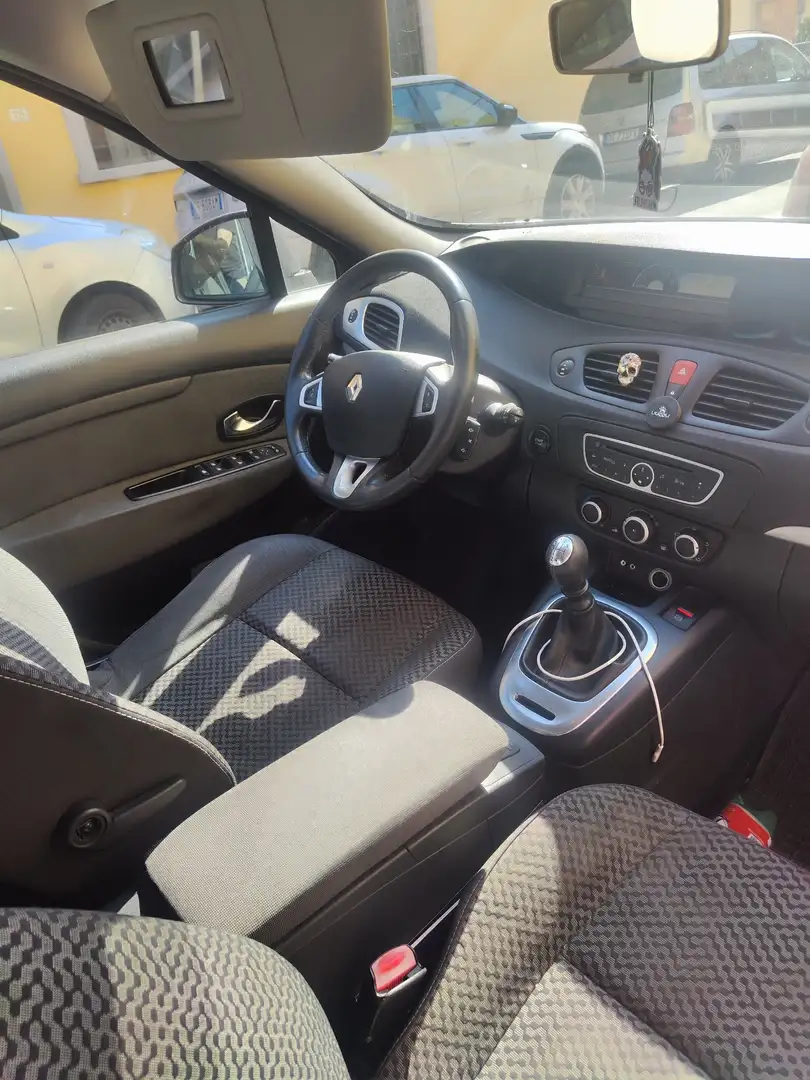 Renault Scenic X-Mod 1.5 dci Dynamique 110cv - 1