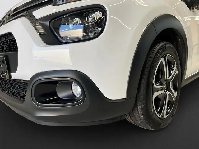 Citroen C3 view 11