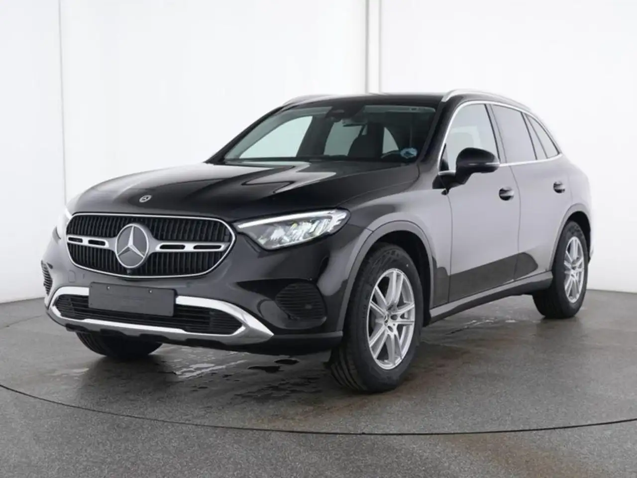 Mercedes-Benz GLC 200 4Matic Mild Hybrid Advanced Plus — photo 1 of 9