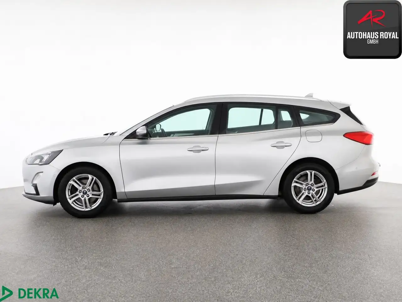 Ford Focus Turnier 1.0 EcoBoost CARPLAY,KAMERA,1.HAND, миниатюра 2