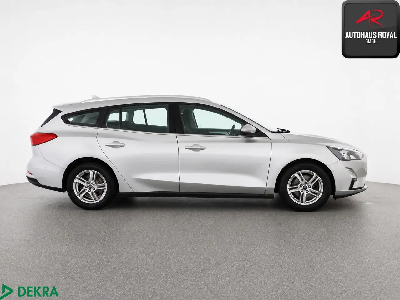 Ford Focus Turnier 1.0 EcoBoost CARPLAY,KAMERA,1.HAND, миниатюра 6