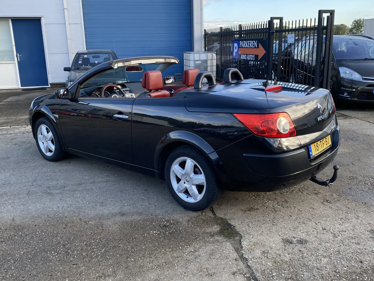 Renault Megane Coupé-Cabriolet 1.6-16V Tech Line, AIRCO(CLIMA), C Zwart - 2