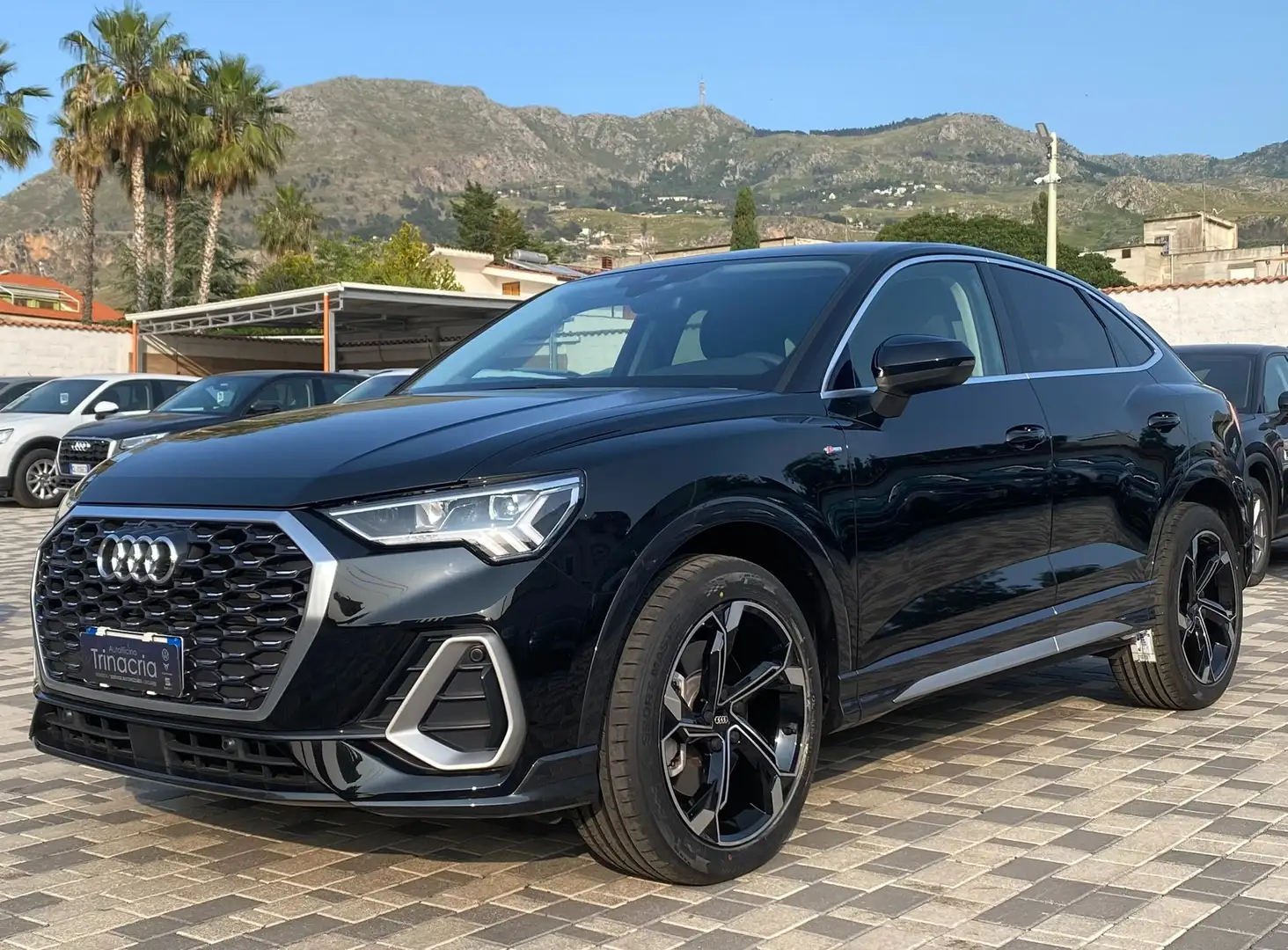 Audi Q3 SPB S line edition 2.0 TDI 193CV s-tronic quattro Nero - 1