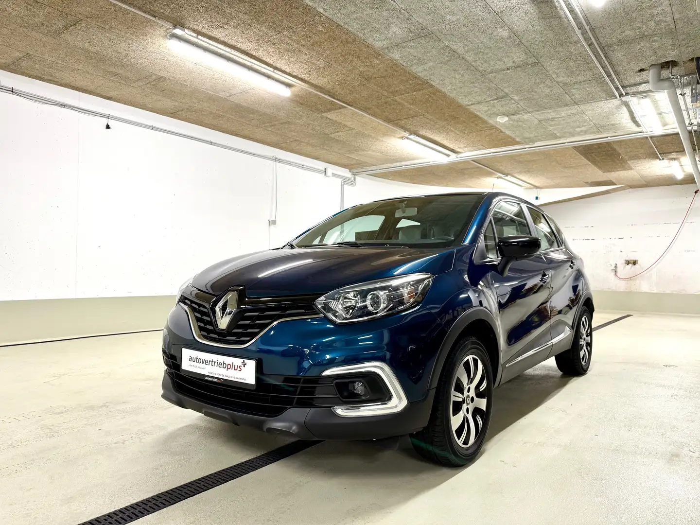 Renault Captur Experience TCe 120 "NAVI/TÜV NEU" - 1