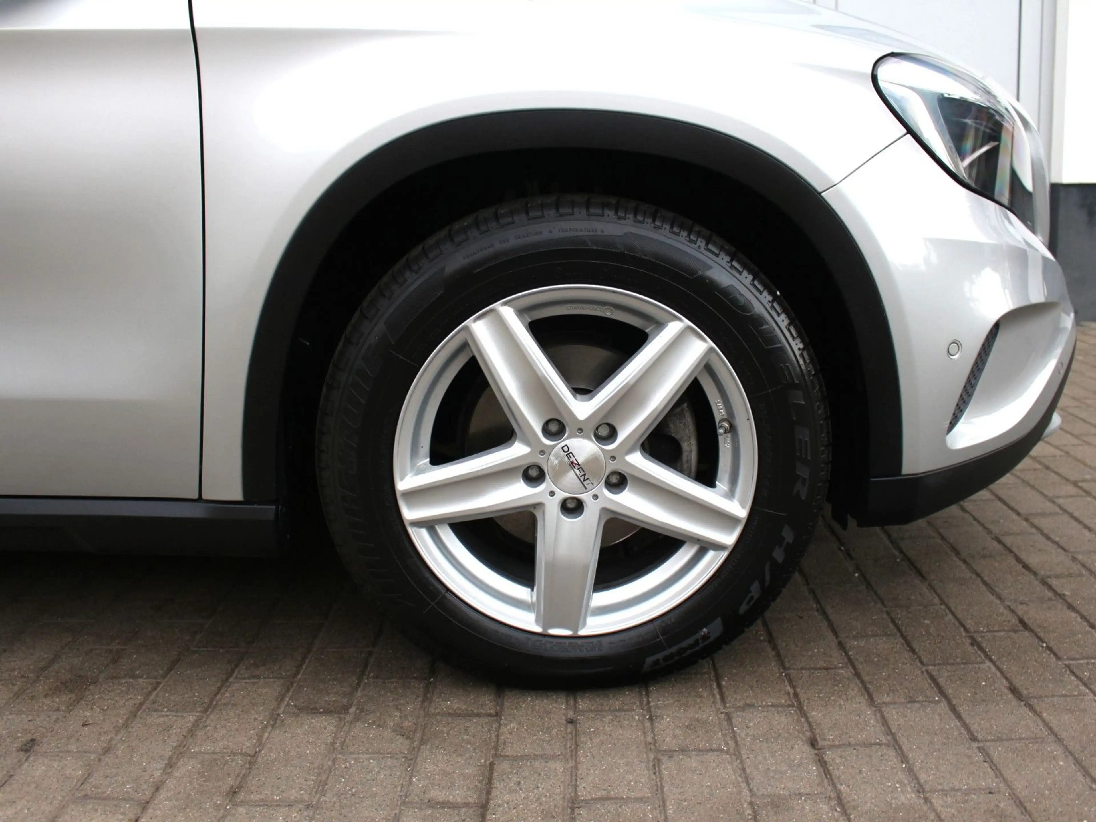 Mercedes-Benz GLA 200 CDI AT 4Matic Navi PDC SHZ Tempomat WR — photo 5