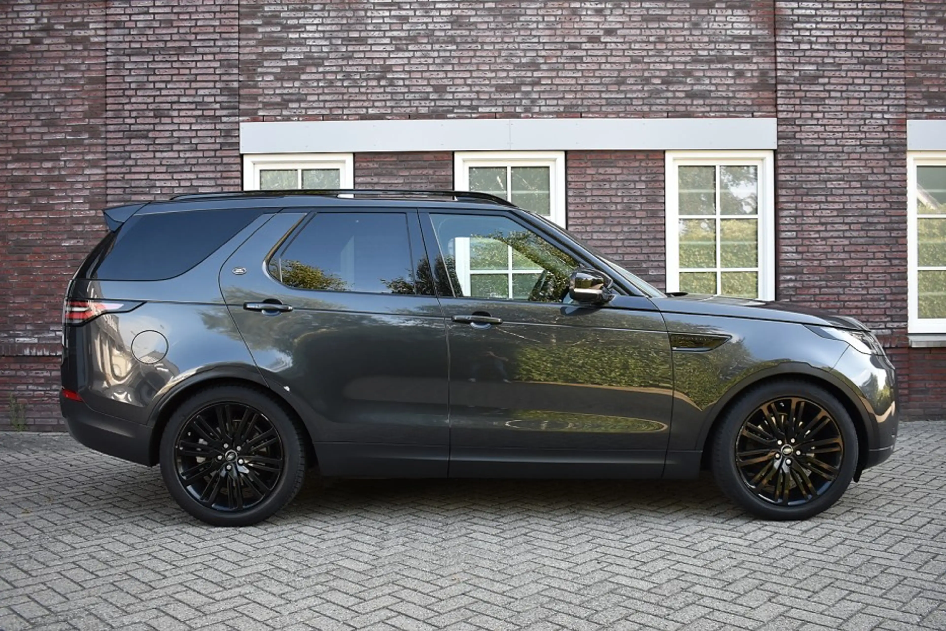 Land Rover Discovery 3.0 Td6 First Edition 7p. Wij zijn op afspraak geo — photo 6