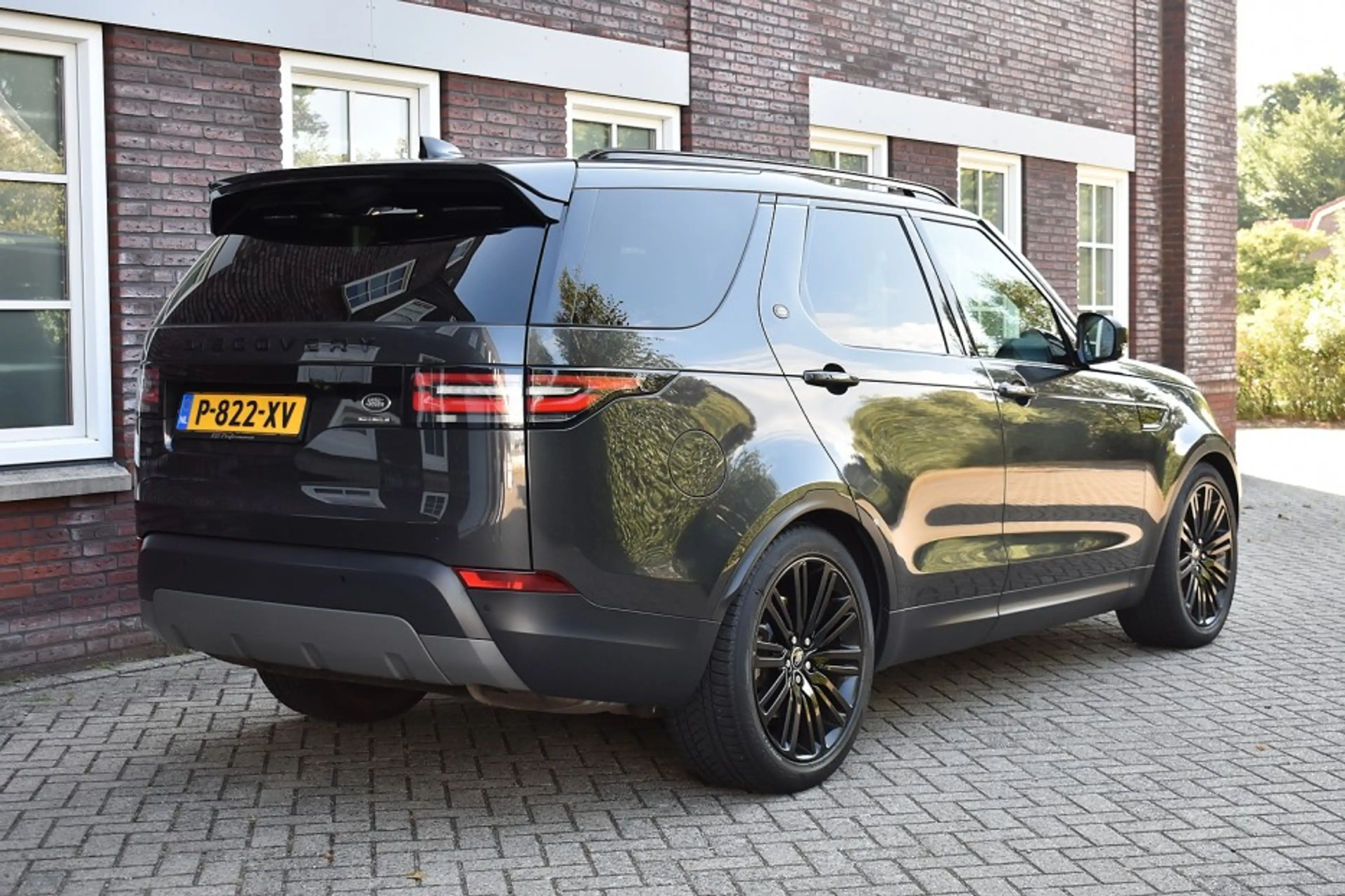 Land Rover Discovery 3.0 Td6 First Edition 7p. Wij zijn op afspraak geo — photo 7