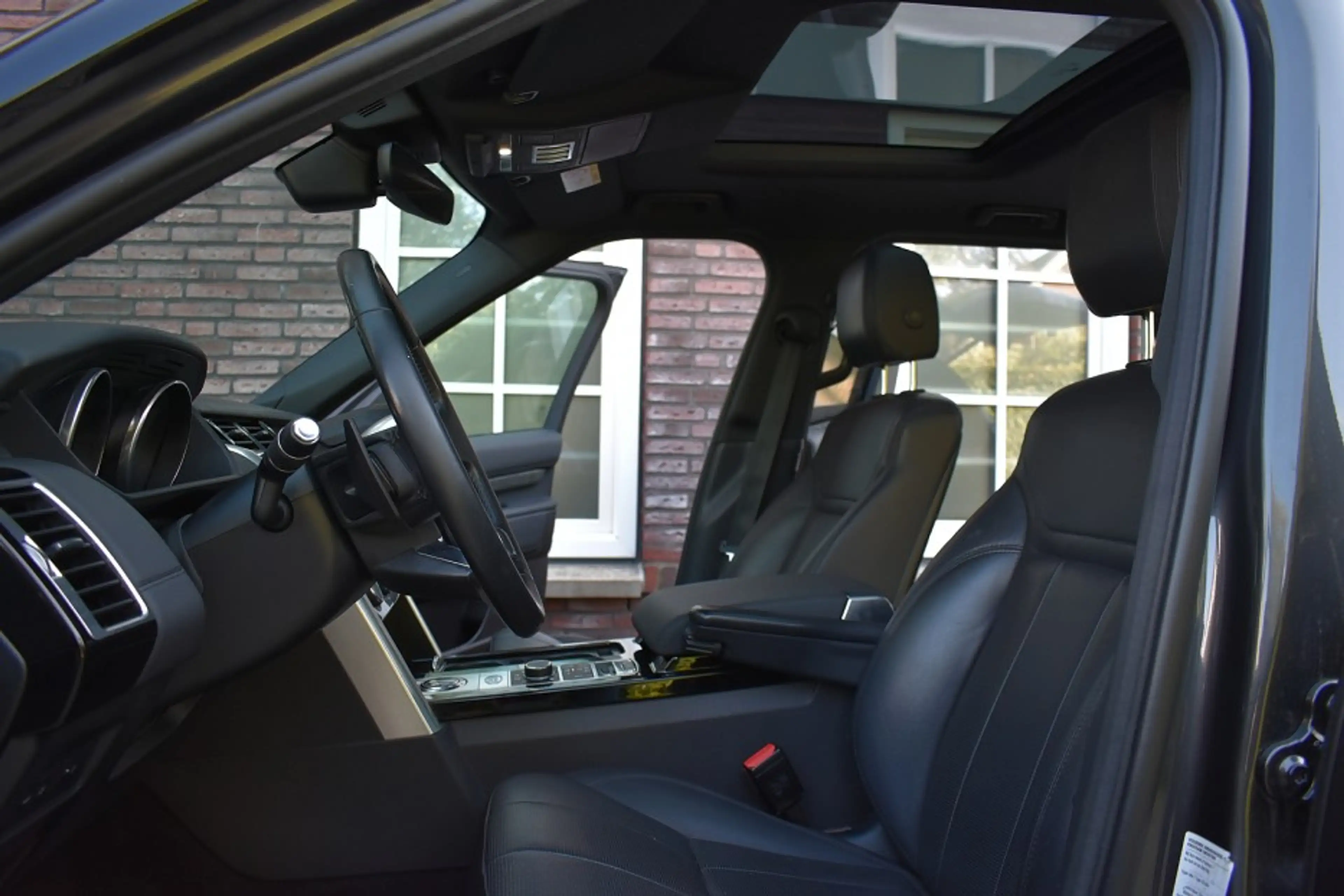 Land Rover Discovery 3.0 Td6 First Edition 7p. Wij zijn op afspraak geo — photo 3