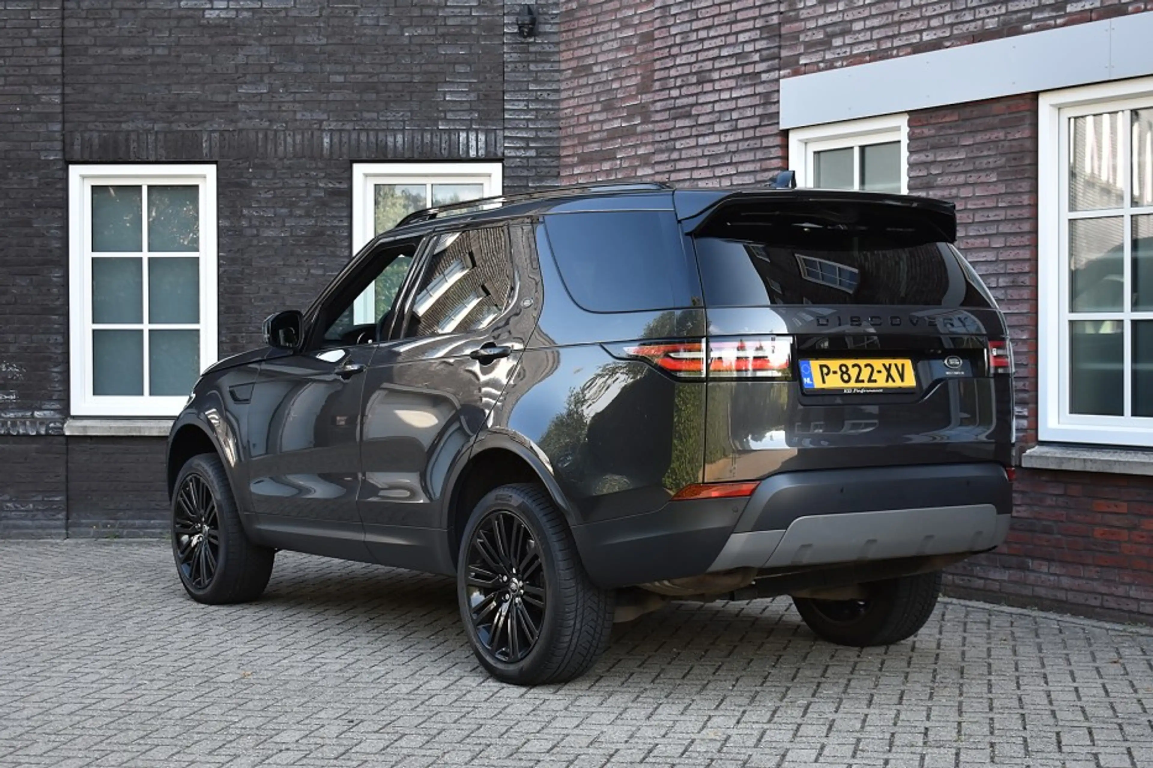 Land Rover Discovery 3.0 Td6 First Edition 7p. Wij zijn op afspraak geo — photo 8