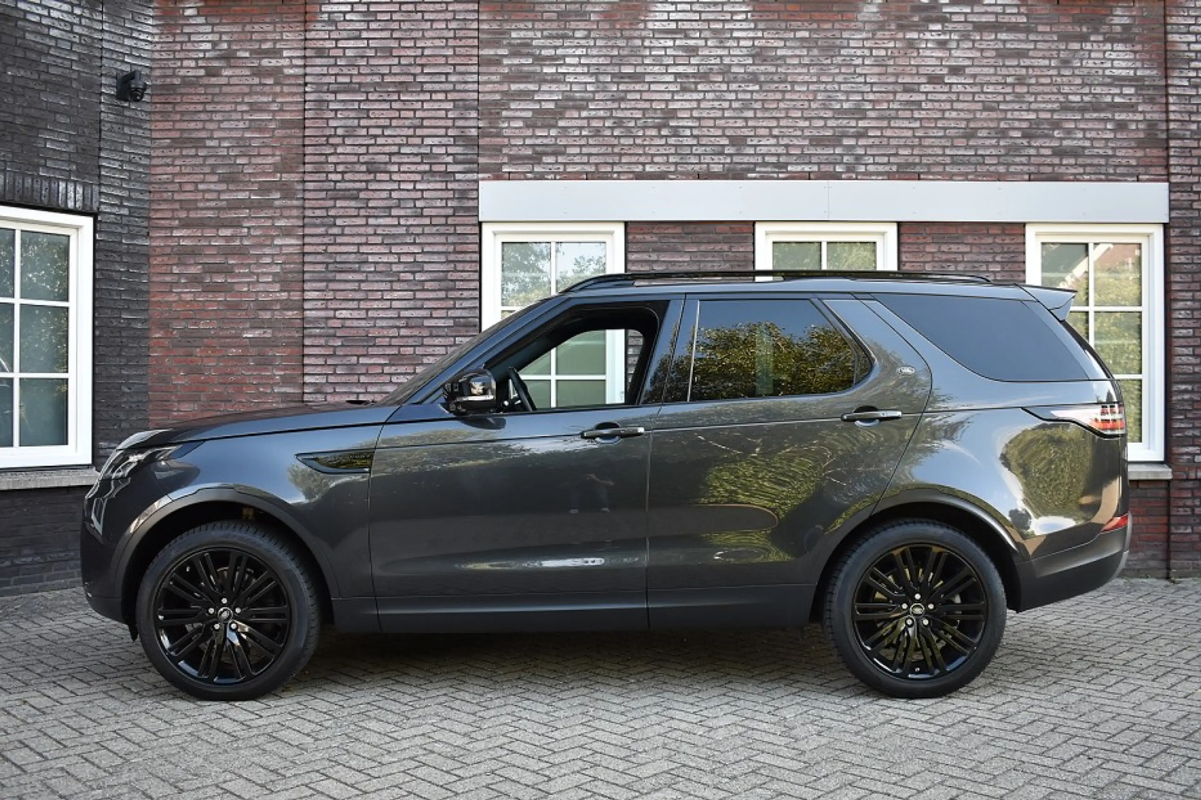 Land Rover Discovery 3.0 Td6 First Edition 7p. Wij zijn op afspraak geo — photo 12