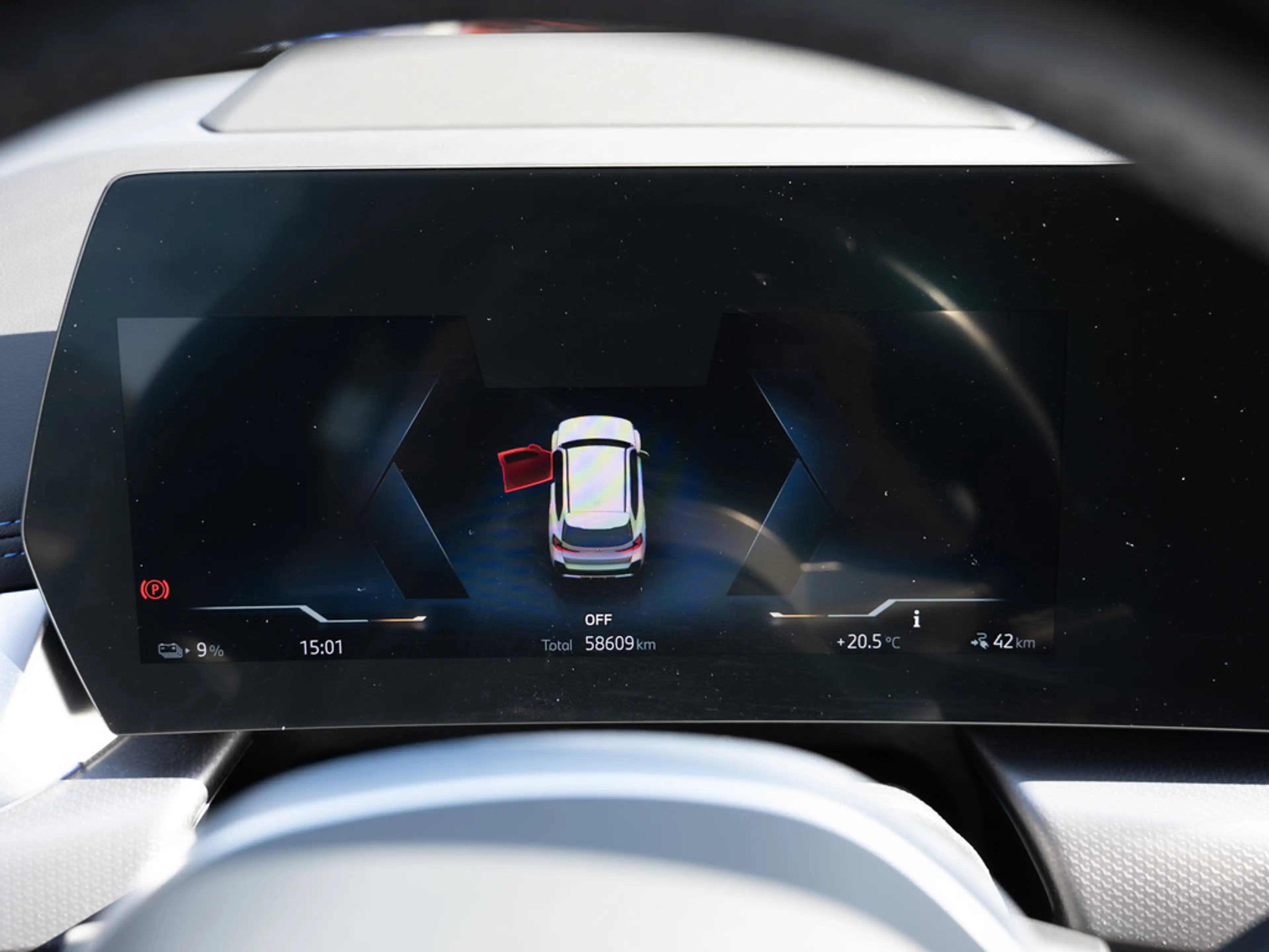 BMW iX1 xDrive30 M-Sport AHK HUD 360° LED NAVI — photo 14