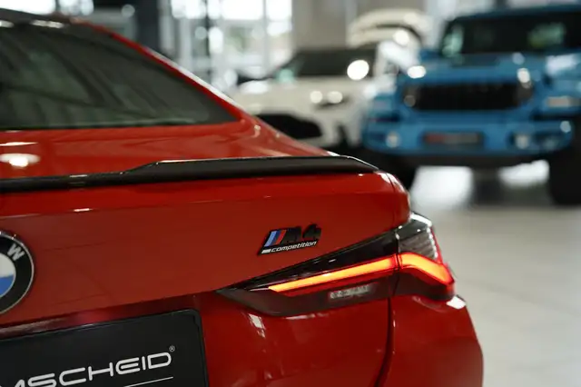 BMW M4 view 14