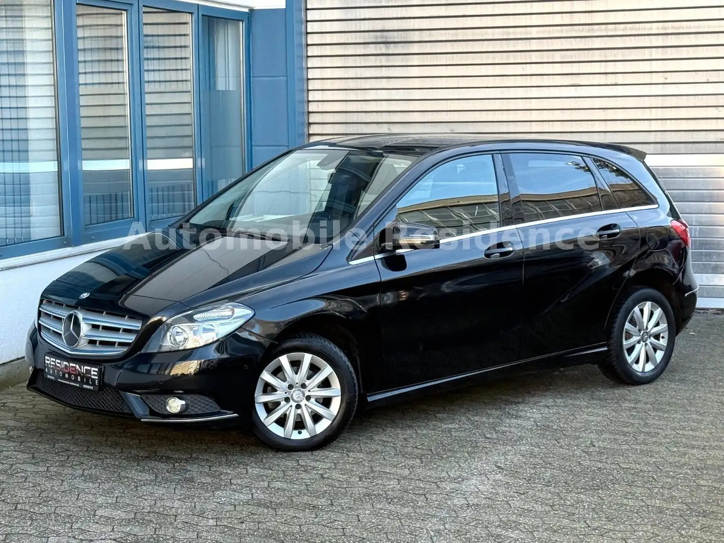 Mercedes-Benz B 180 CDI*NAVI*KLIMA*PDC*SHZ*MFL*ALU*AHK*TOP* Schwarz - 2