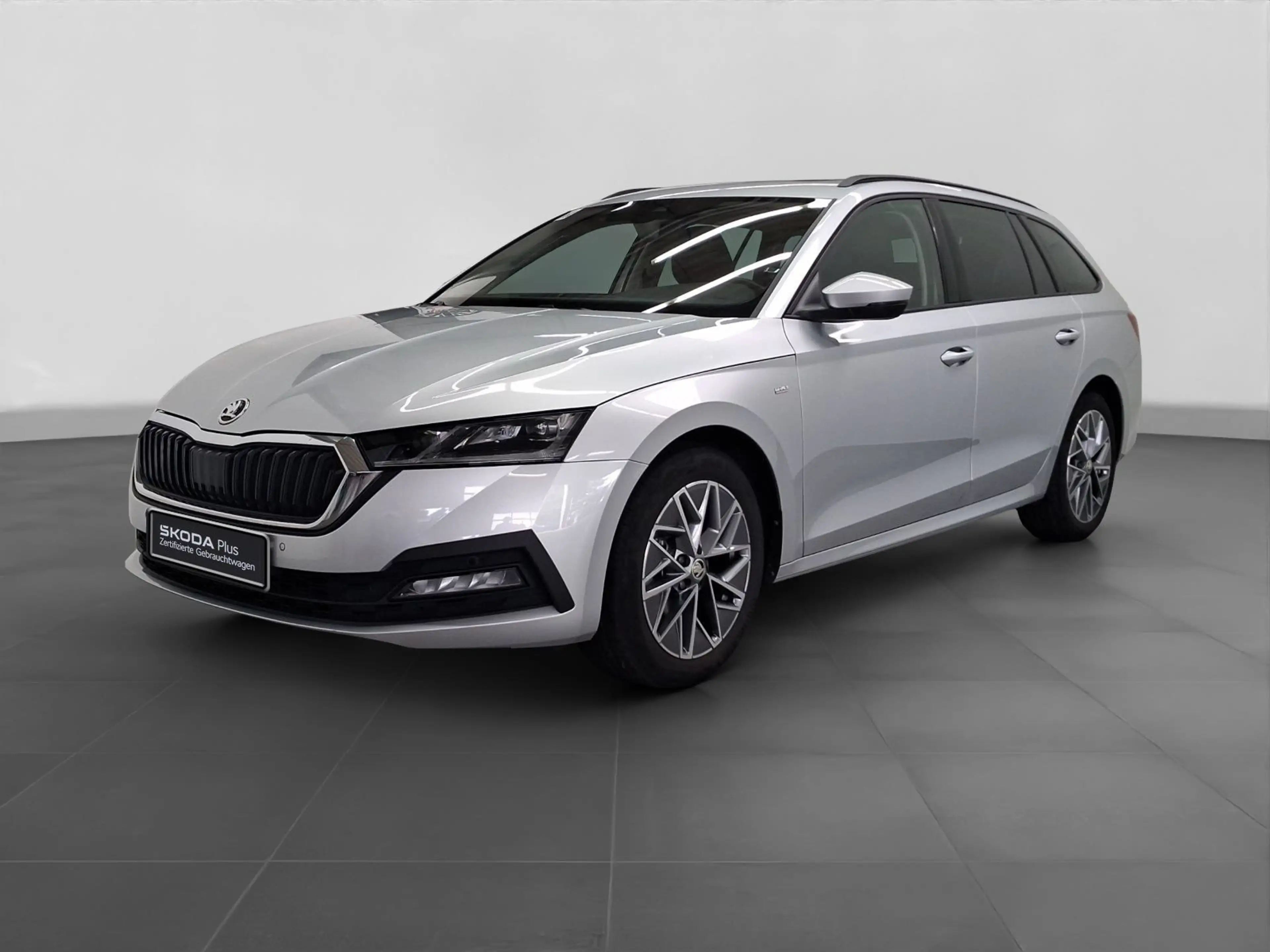 Skoda Octavia Combi 2.0 TDI DSG TOUR MATRIX PANO AHK — photo 2