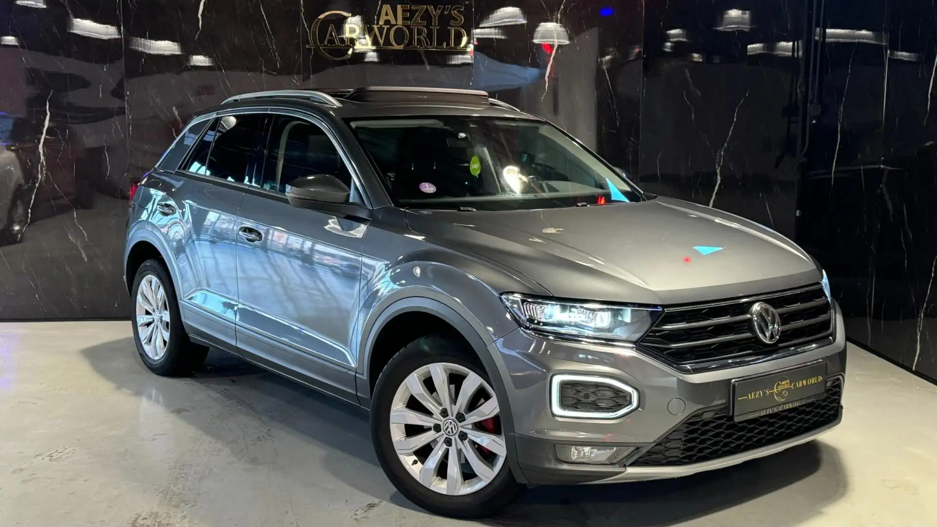 Volkswagen T-Roc 1.0 TSI Style| Pano| Virtual Cam| Led| Sfeer| ACC Grijs - 2