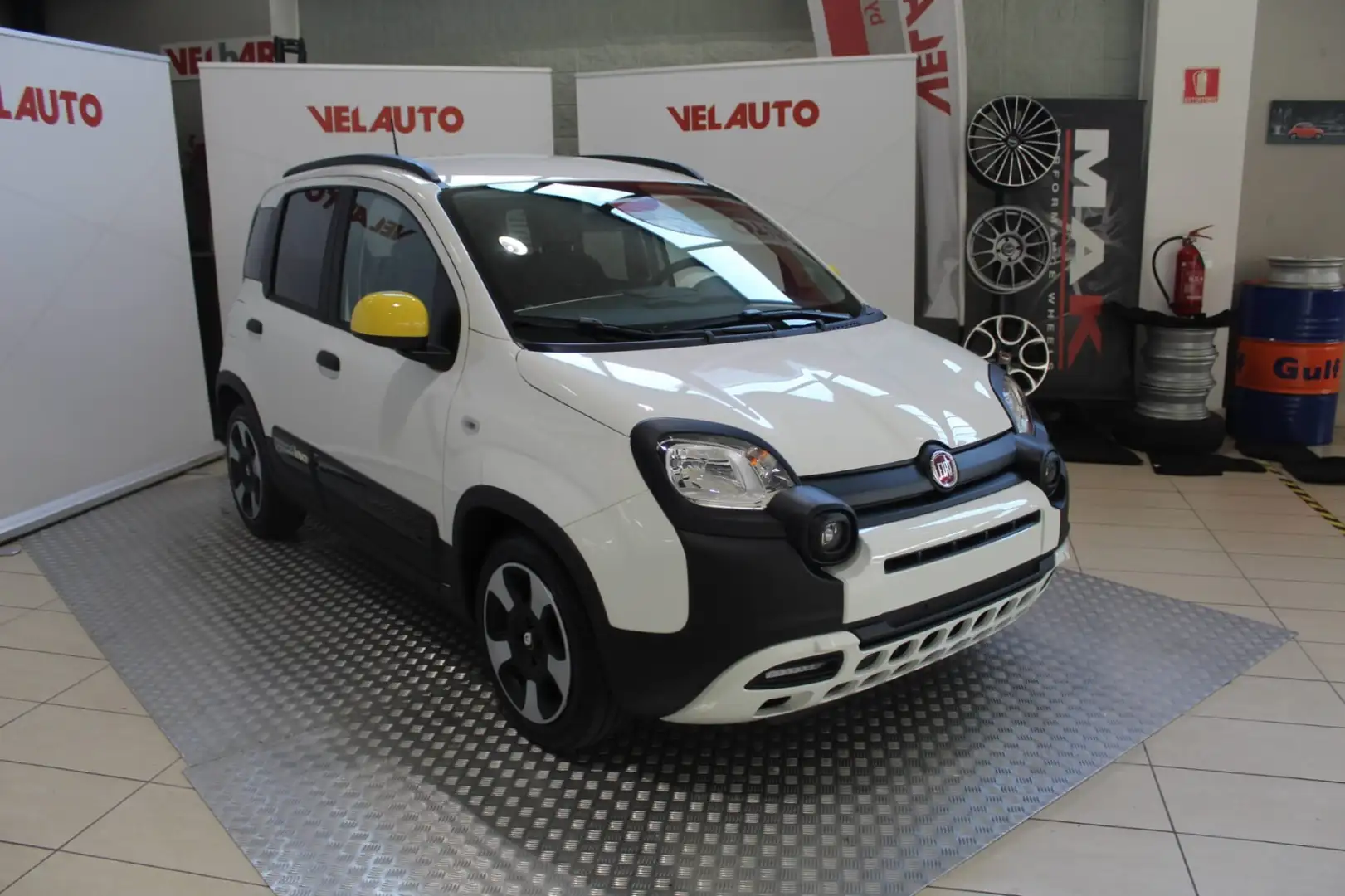 Fiat Panda 1.0 FireFly S&S Hybrid Pandina Verde - 2