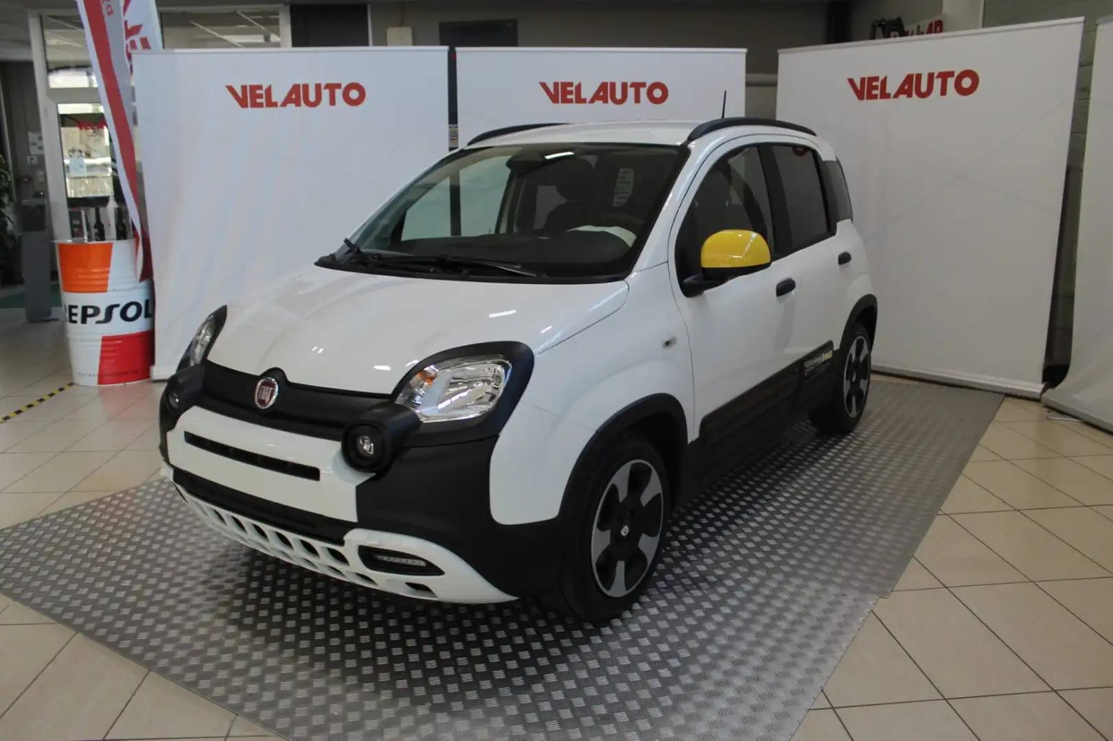 Fiat Panda 1.0 FireFly S&S Hybrid Pandina Verde - 1