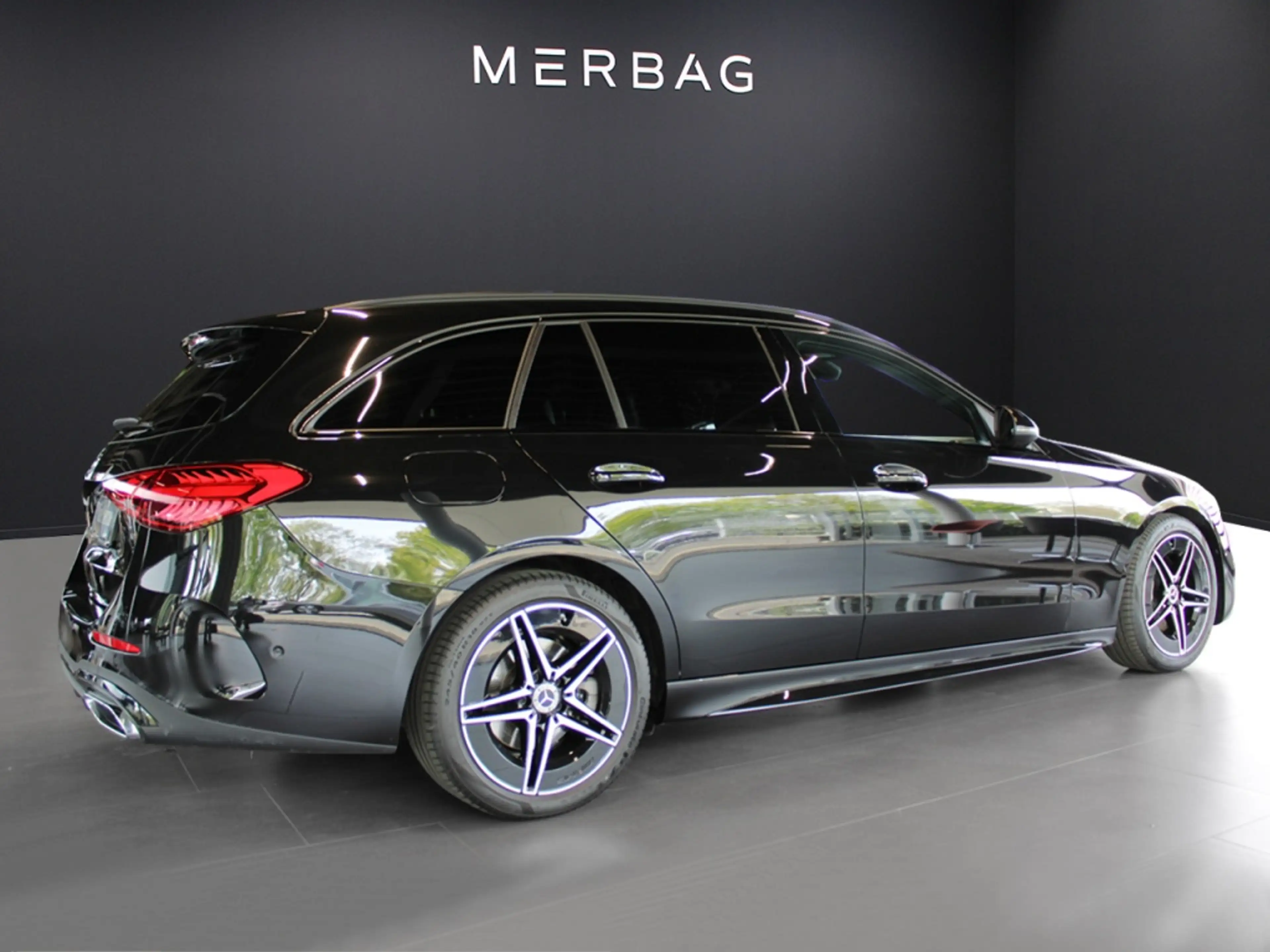 Mercedes-Benz C 200 T *AMG Night LED NAV Kamera AugReal Winter — photo 3
