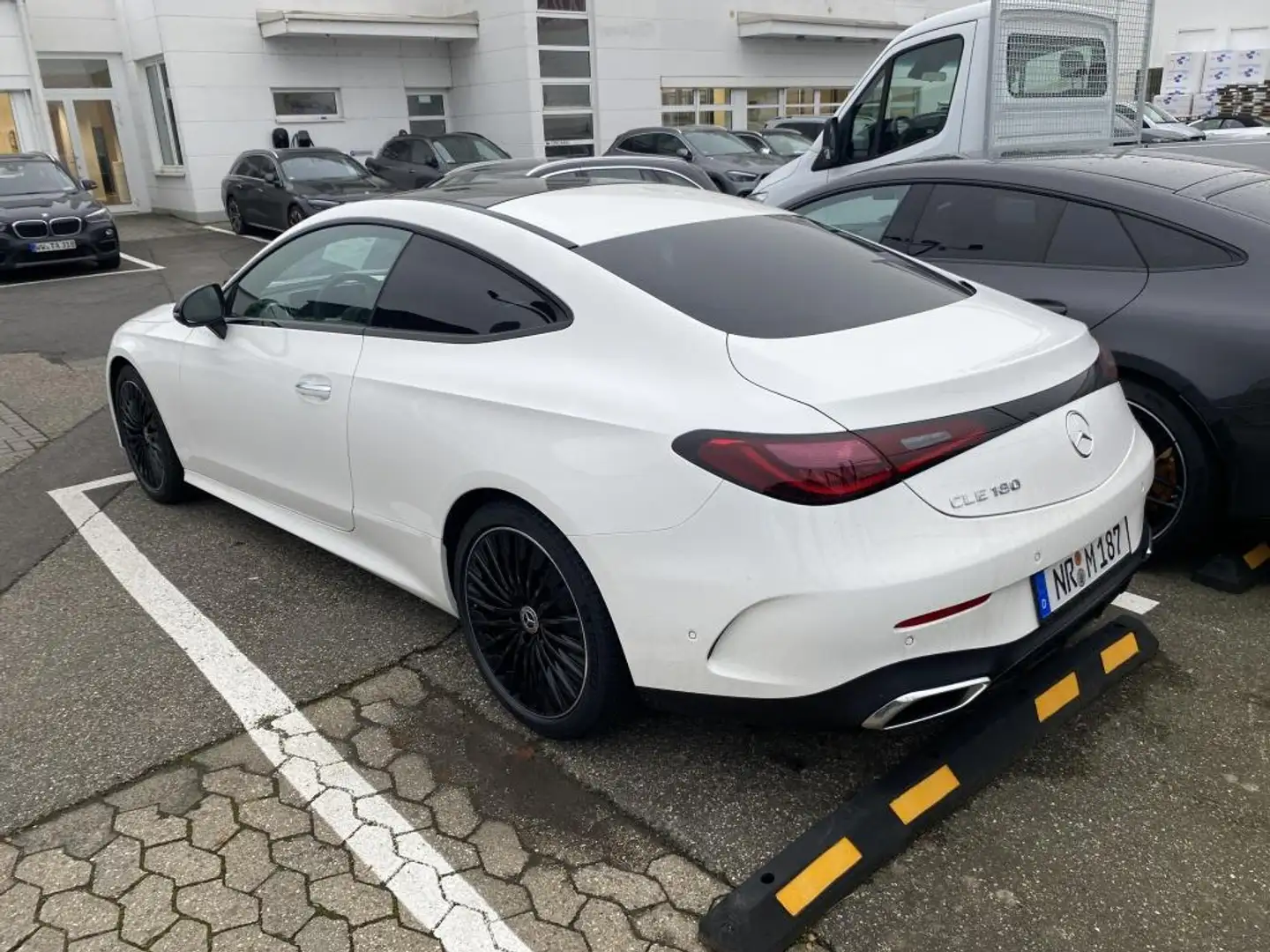 Mercedes-Benz CLE 180 Coupé LED Navi Pano SD SHZ Fernlichtass. Weiß - 2