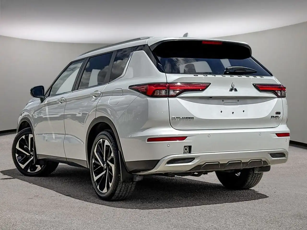 Mitsubishi Outlander photo Mitsubishi Outlander