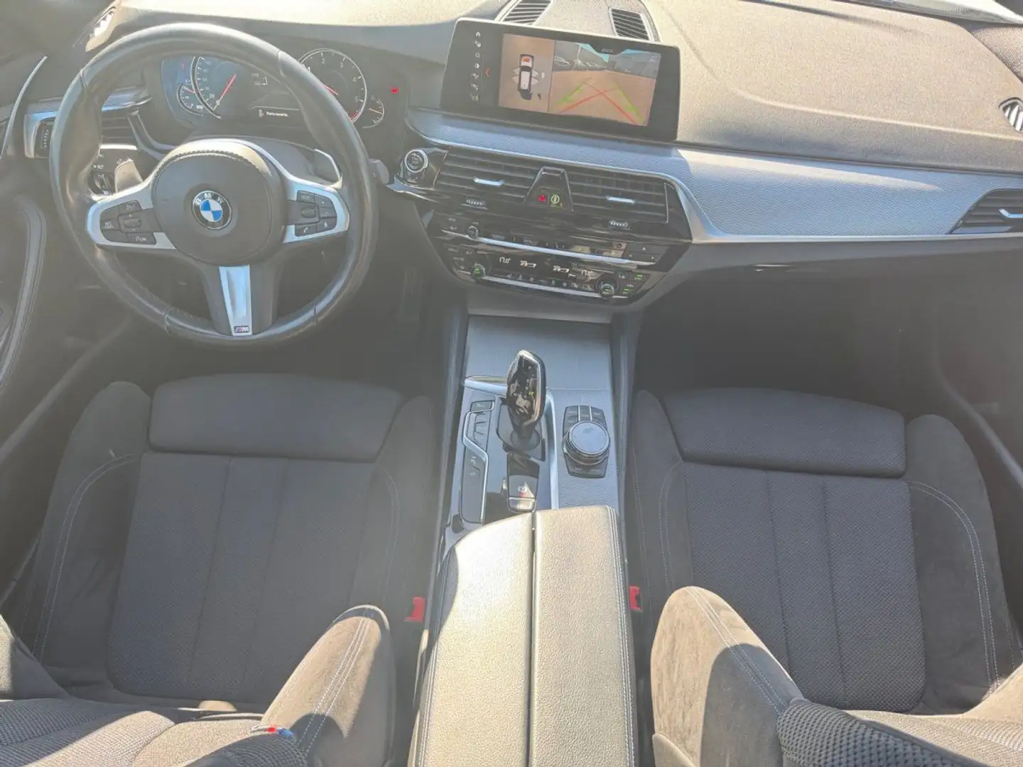 BMW 520 SERIE TOURING G31 LCI 520d TwinPower Turbo 190 ch  Blanc - 2