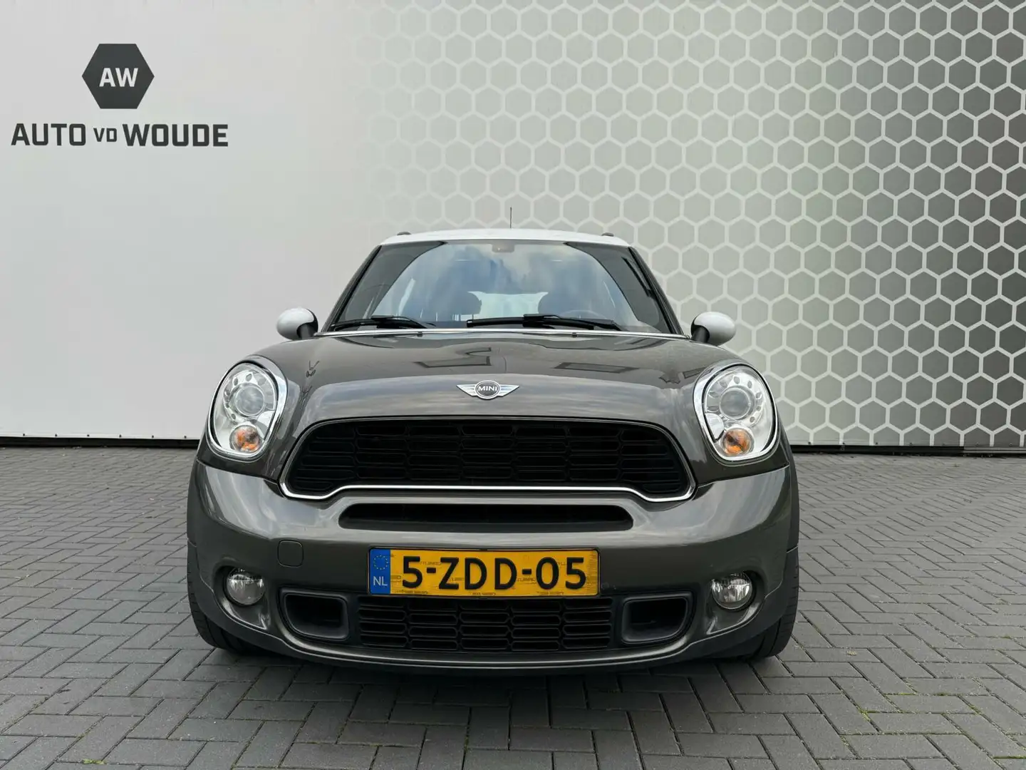 MINI Cooper S Countryman 1.6 ALL4 PANO Leer Xenon 4WD 180 pk Grijs - 2
