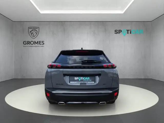 Peugeot 2008 view 4