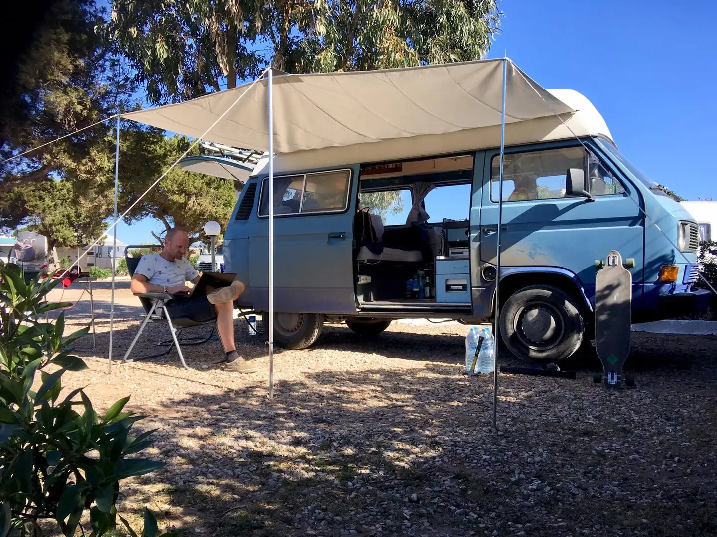 Volkswagen T3 VW T3 Camper 1984 (belastingvrij) – klaar voor nieuwe vanlife avonturen Azul - 1